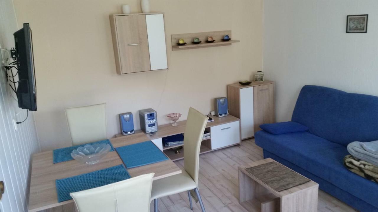 Ferienwohnung "Am Weinberg" バート・シュミーデベルク エクステリア 写真